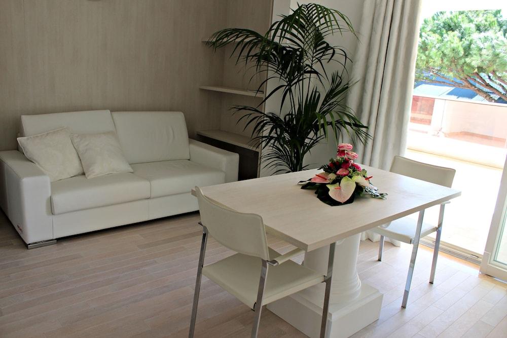 Boutique Hotel Paradiso Bovelacci Μιλάνο Μαριτίμα Εξωτερικό φωτογραφία